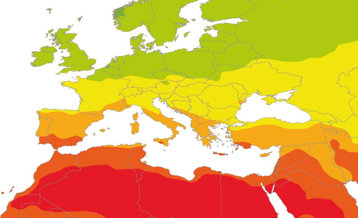 Grafik zeigt die tägliche Sonneneinstrahlung für Europa in kW/m3/d