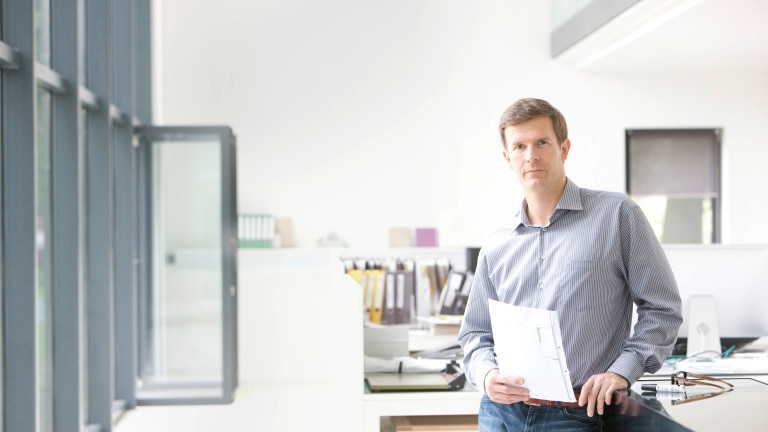 Consultant Jens